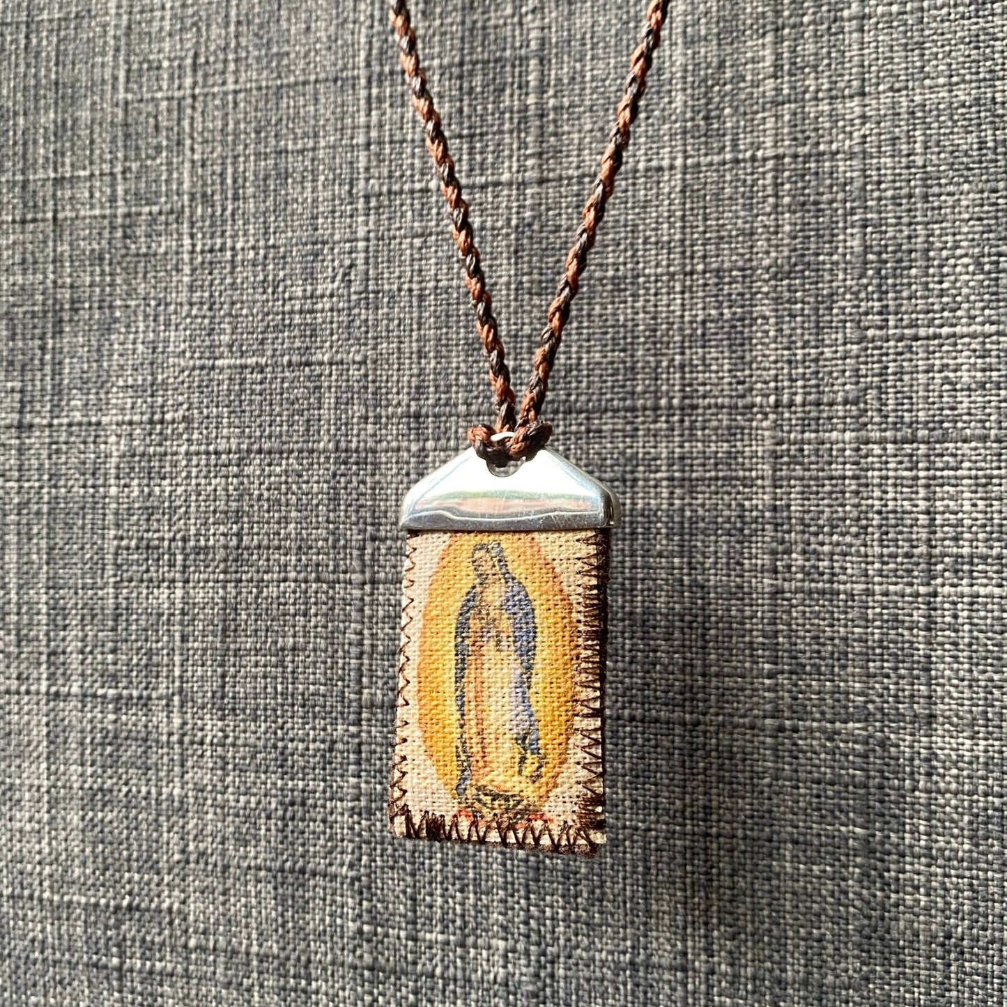 Escapulario en plata.925 (Virgen de Guadalupe).