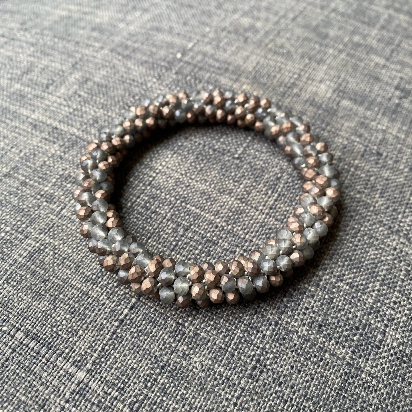 Pulsera cristal tornasol.