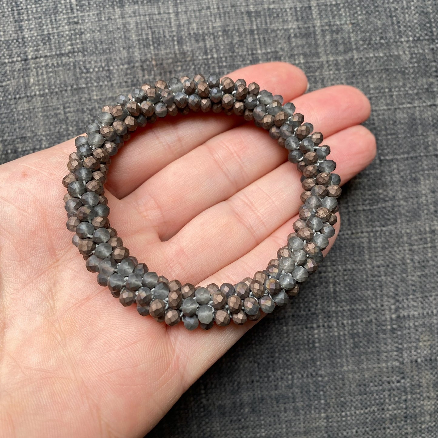 Pulsera cristal tornasol.