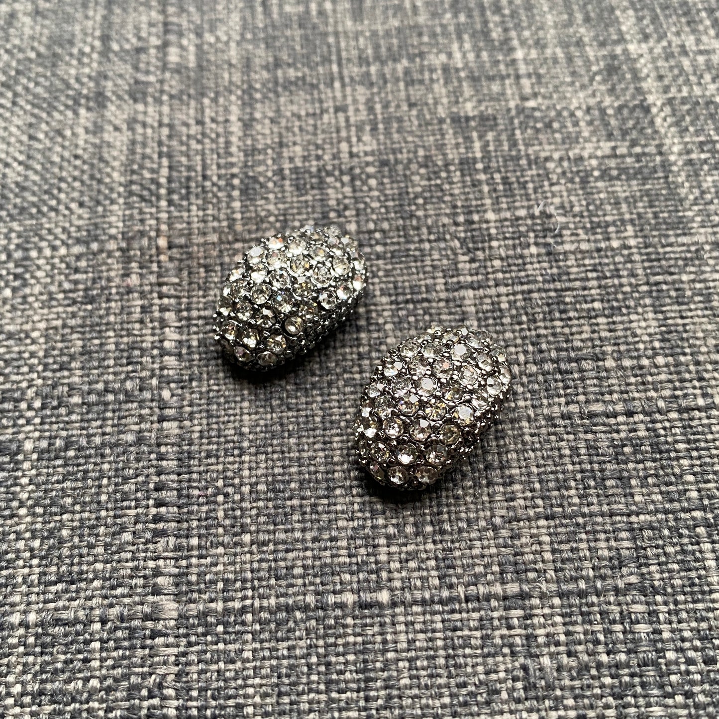 Aretes strass.