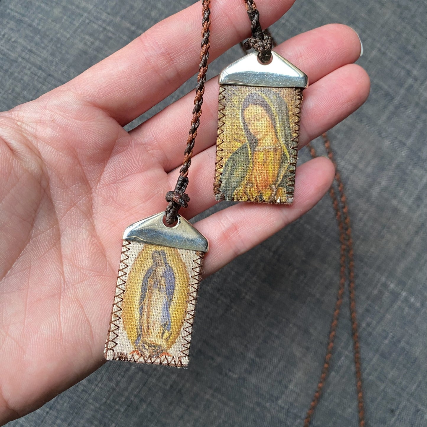 Escapulario doble en plata.925 (Virgen de Guadalupe).